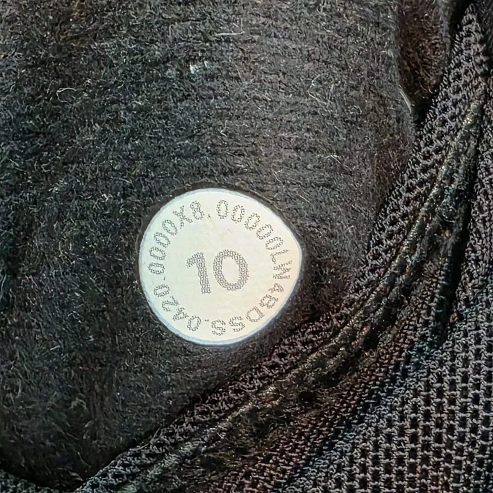 Lululemon Winter Warrior Bomber Jacket Women Size 10 Black Goose Down - Picture 13 of 13